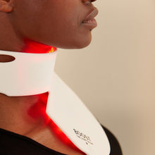 Load image into Gallery viewer, BOOST LED DECOLLETAGE BIB
