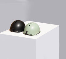 Load image into Gallery viewer, Urban Cycle Helmet Black
