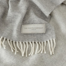 Load image into Gallery viewer, Luxury Wool-Cashmere Throw
