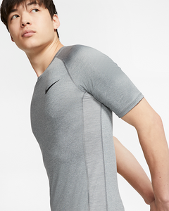 Men's Tight-Fit Short-Sleeve Top