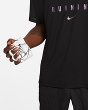 Load image into Gallery viewer, Nike Run Division Pinnacle

