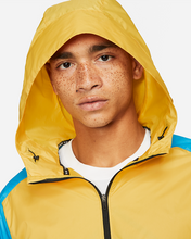 Load image into Gallery viewer, Nike Windrunner
